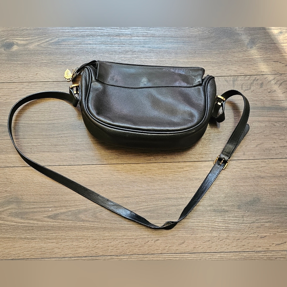Gucci Crossbody Bag - Picture 9 of 16